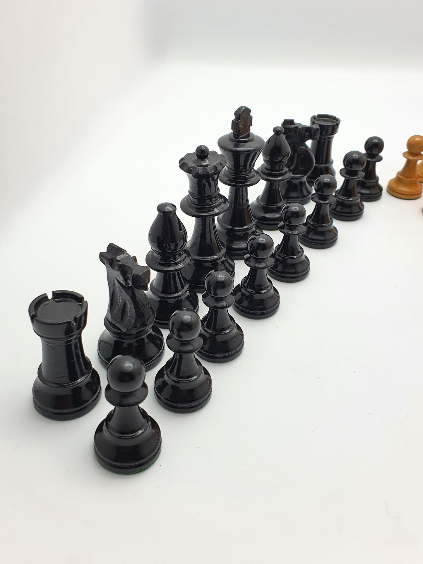 精美的斯汤顿风格国际象棋套装 - 约 1930 年