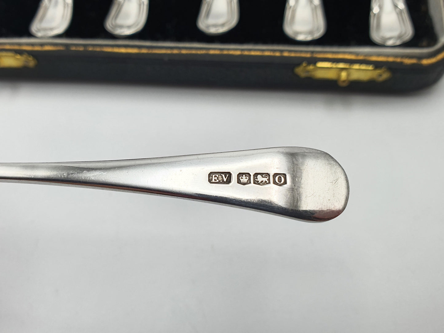 Nice Set of 6 Solid Silver Cake Forks - 1931