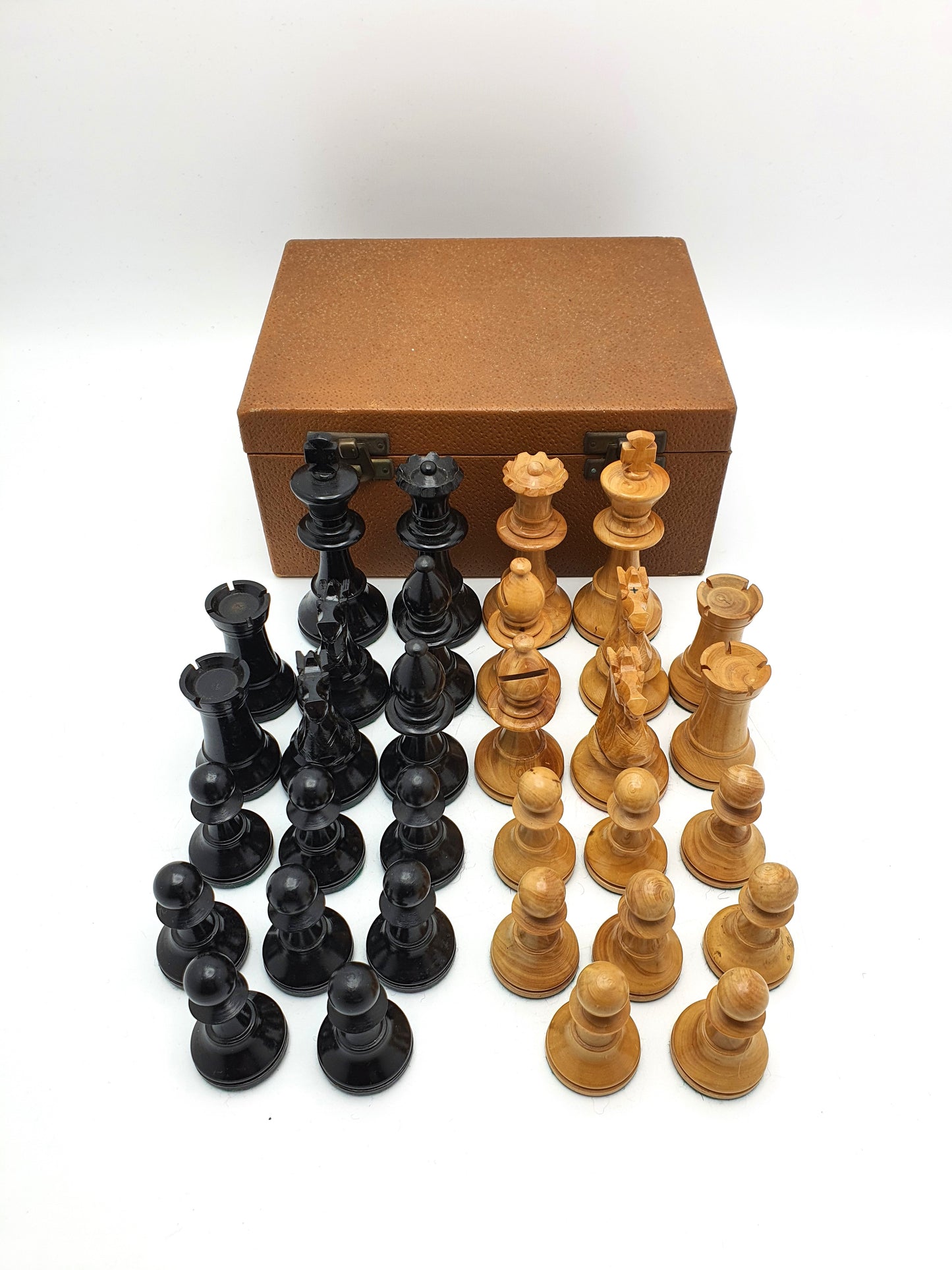 Good Staunton Style Chess Set – circa 1930
