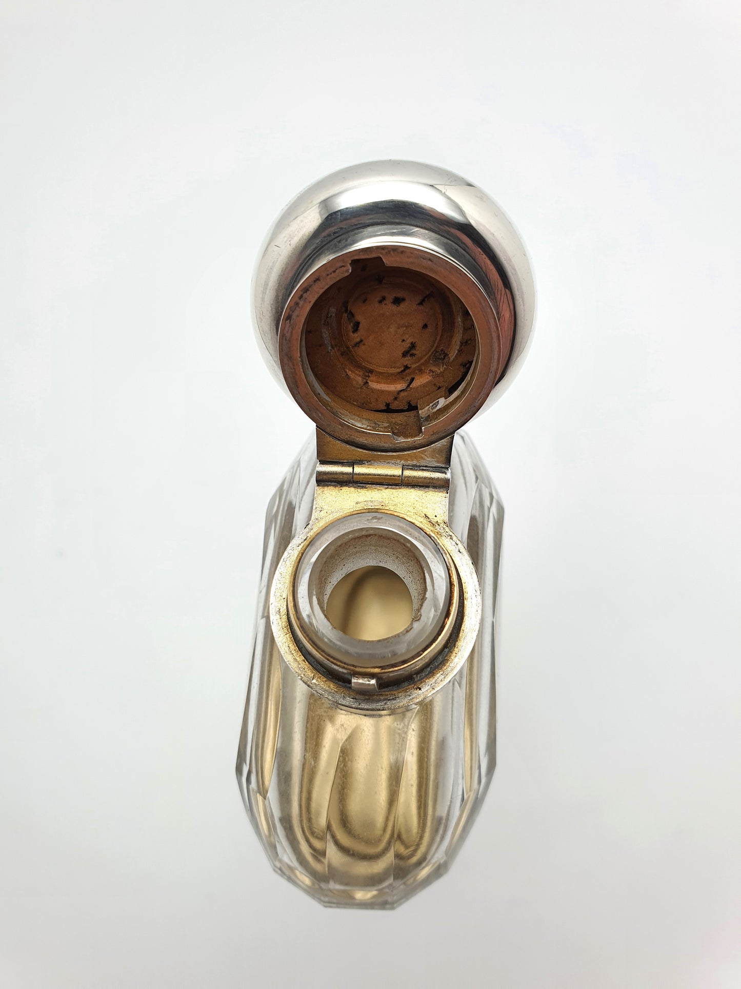 Superb Antique Silver and Cut-Glass Hip Flask – London, 1919