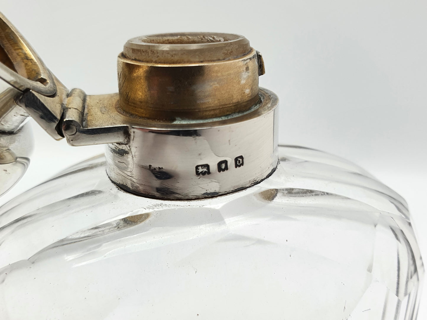 Superb Antique Silver and Cut-Glass Hip Flask – London, 1919