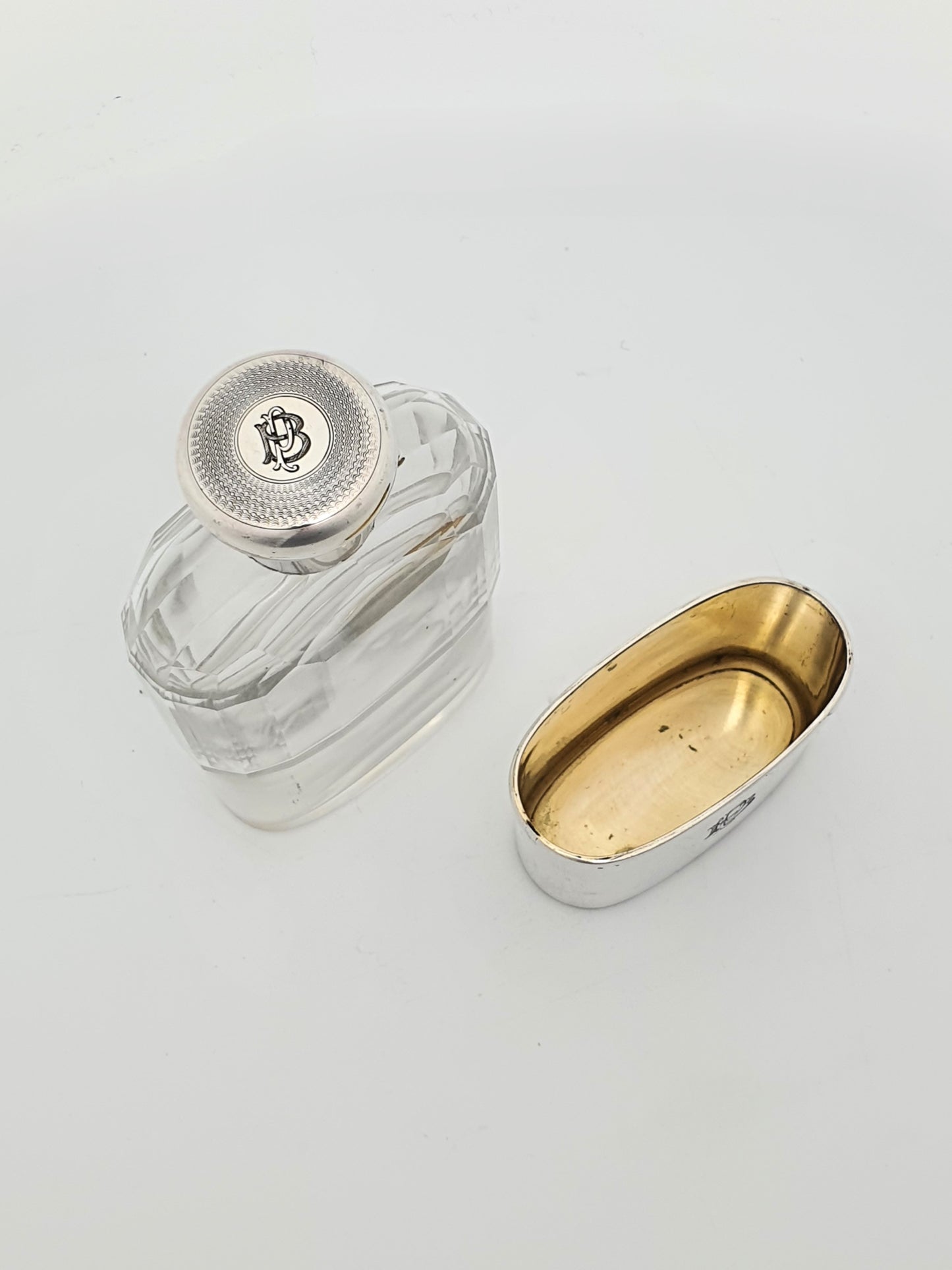Superb Antique Silver and Cut-Glass Hip Flask – London, 1919