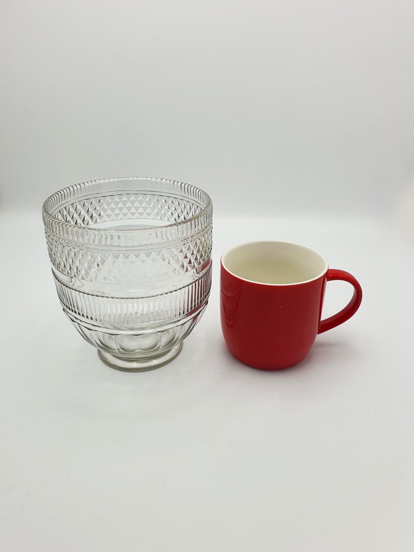 Large Antique Georgian Cut Glass Tea Mixing Bowl – circa 1800