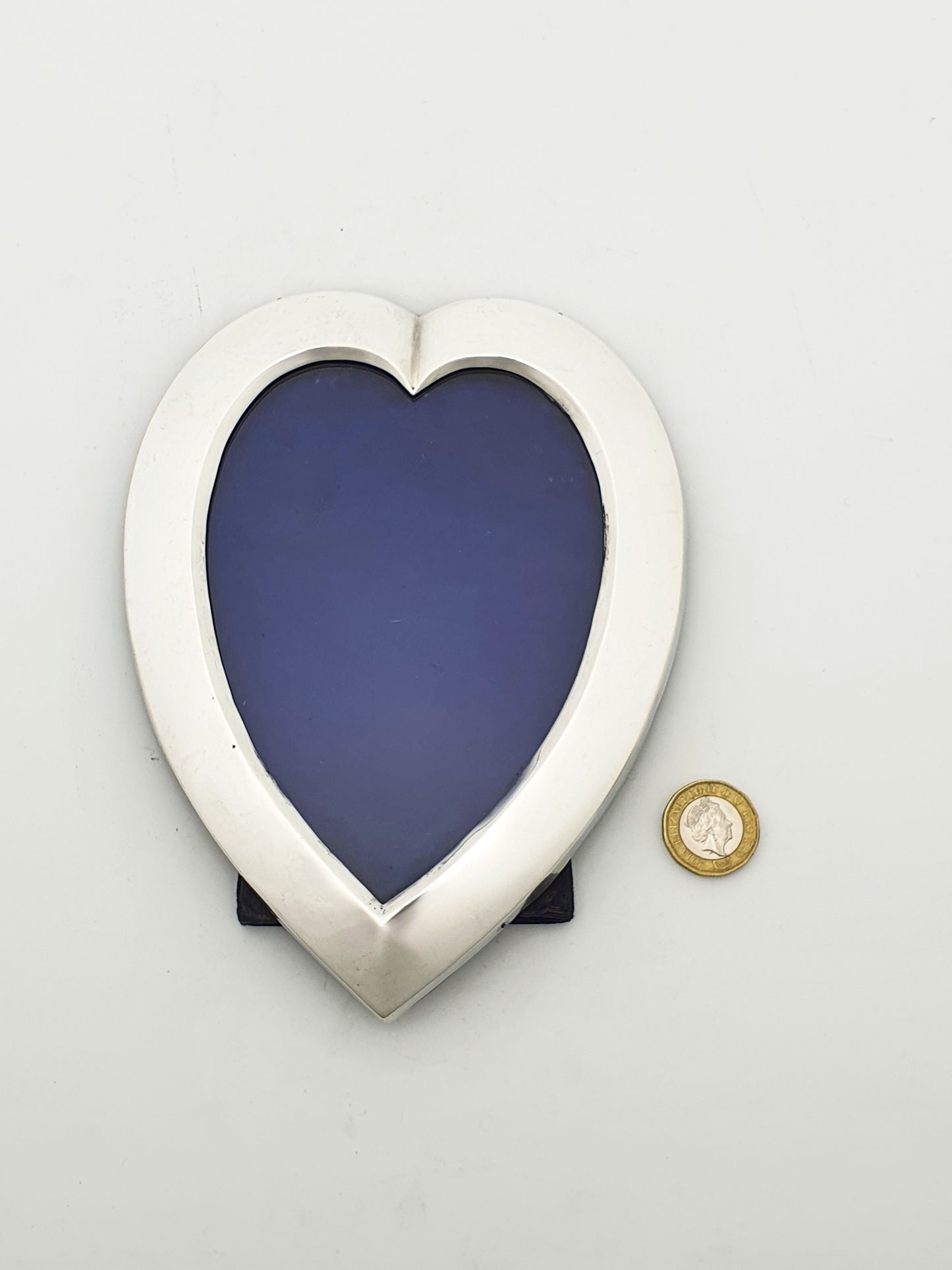 Lovely Antique Edwardian Sterling Silver Heart-Shaped Photo Frame - 1901
