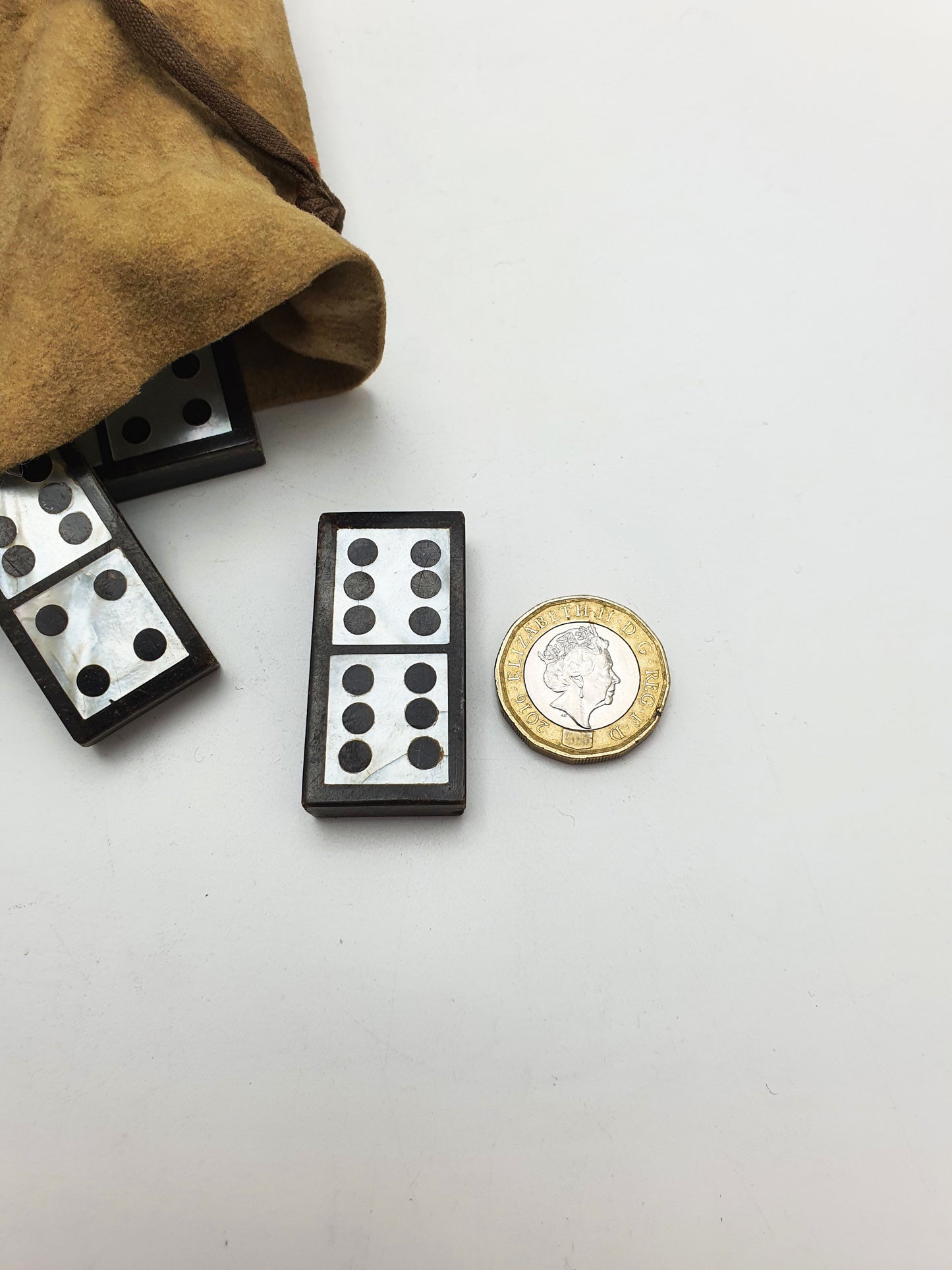Fabulous Mother-of-Pearl & Black Domino Set with Drawstring Pouch – circa 1850