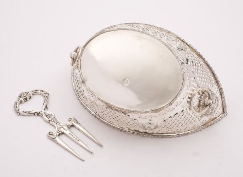 优雅的镀银面包篮 - 约 1905 年