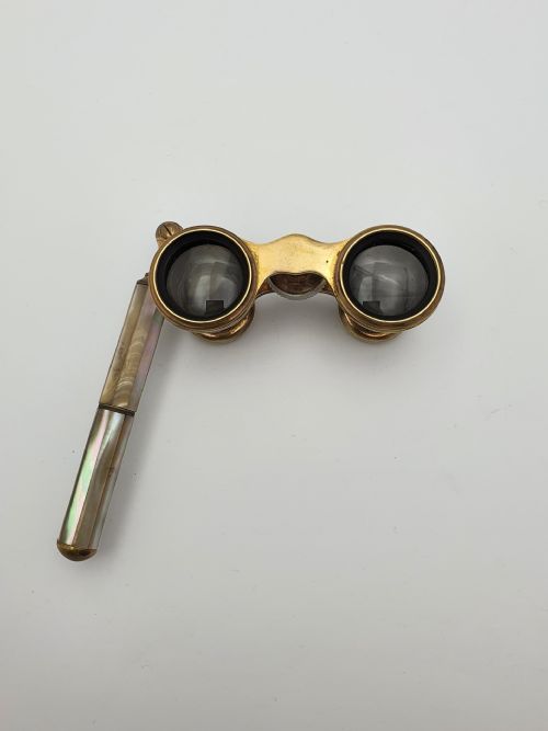 精美的维多利亚珍珠母和黄铜歌剧眼镜 - 英国古董 - 约 1900 年