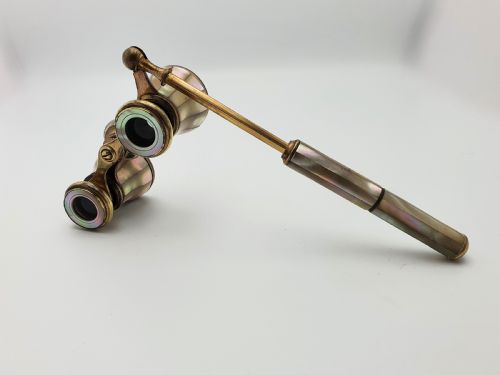 精美的维多利亚珍珠母和黄铜歌剧眼镜 - 英国古董 - 约 1900 年
