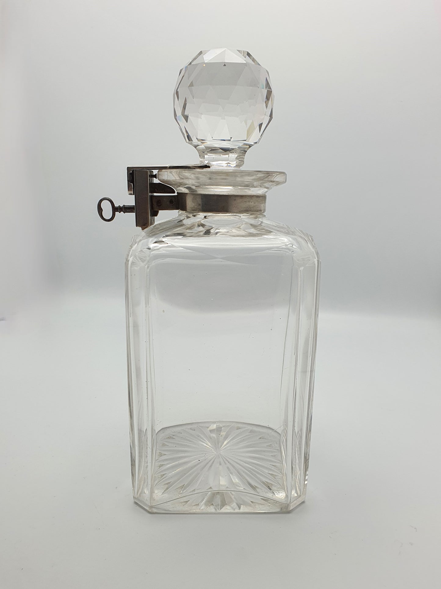Stunning Antique Edwardian Silver and Cut-Crystal Locking Decanter - 1907