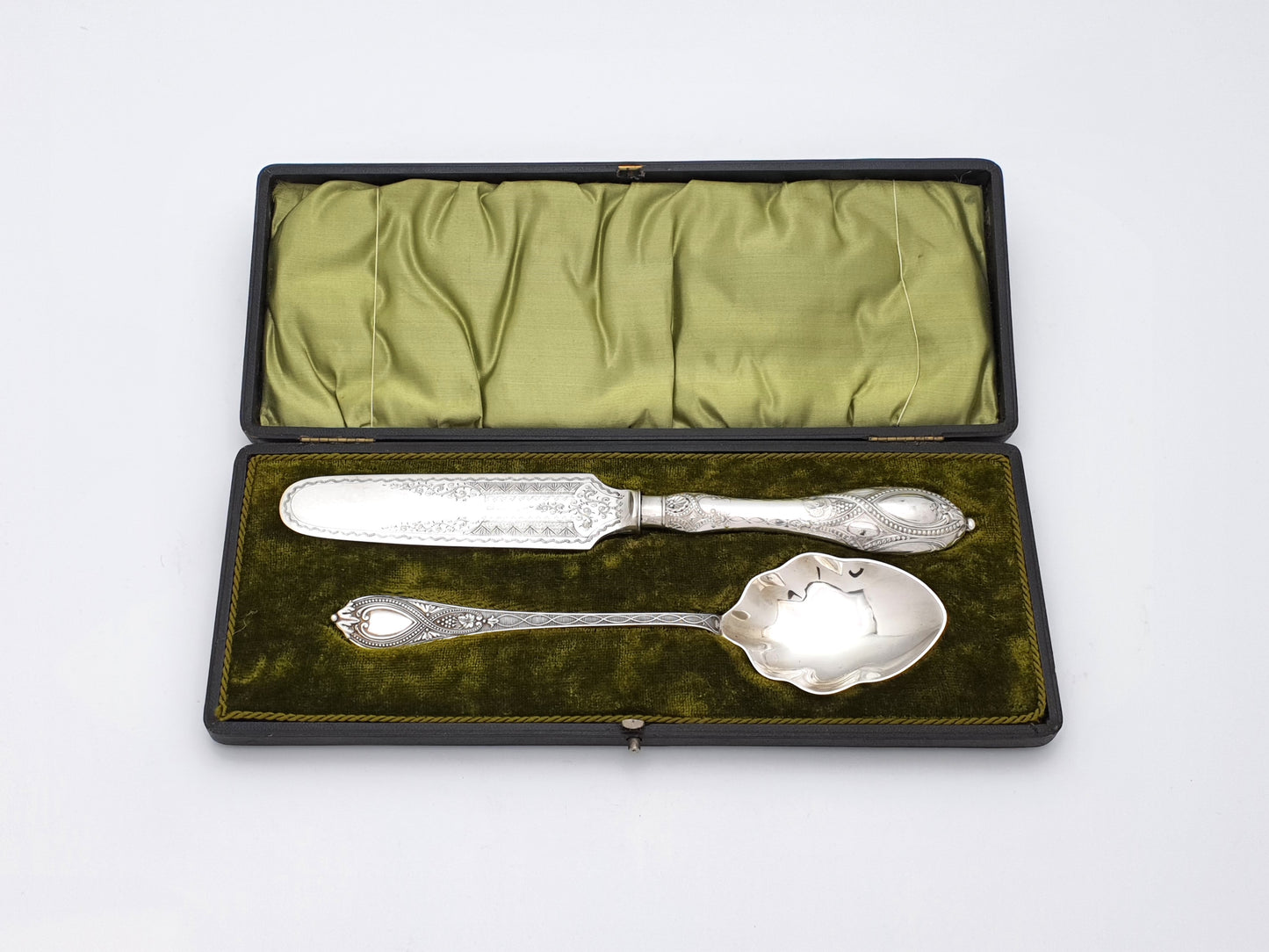 Good Edwardian Cased Silver-Plated Serving Set – circa 1905