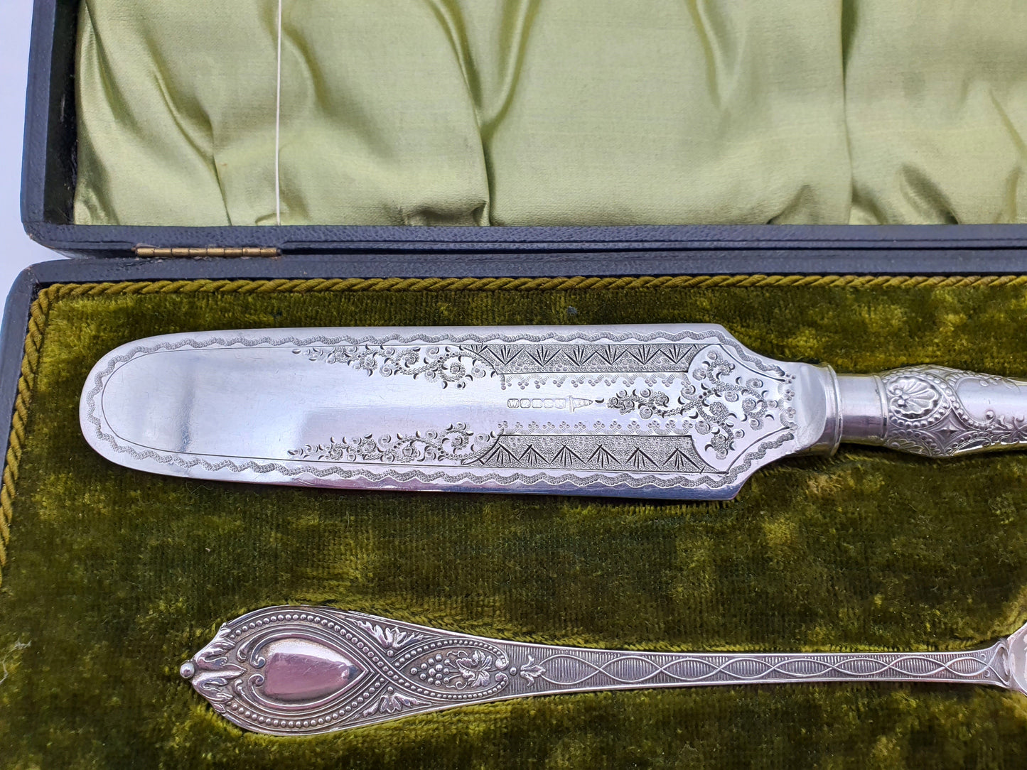 Good Edwardian Cased Silver-Plated Serving Set – circa 1905