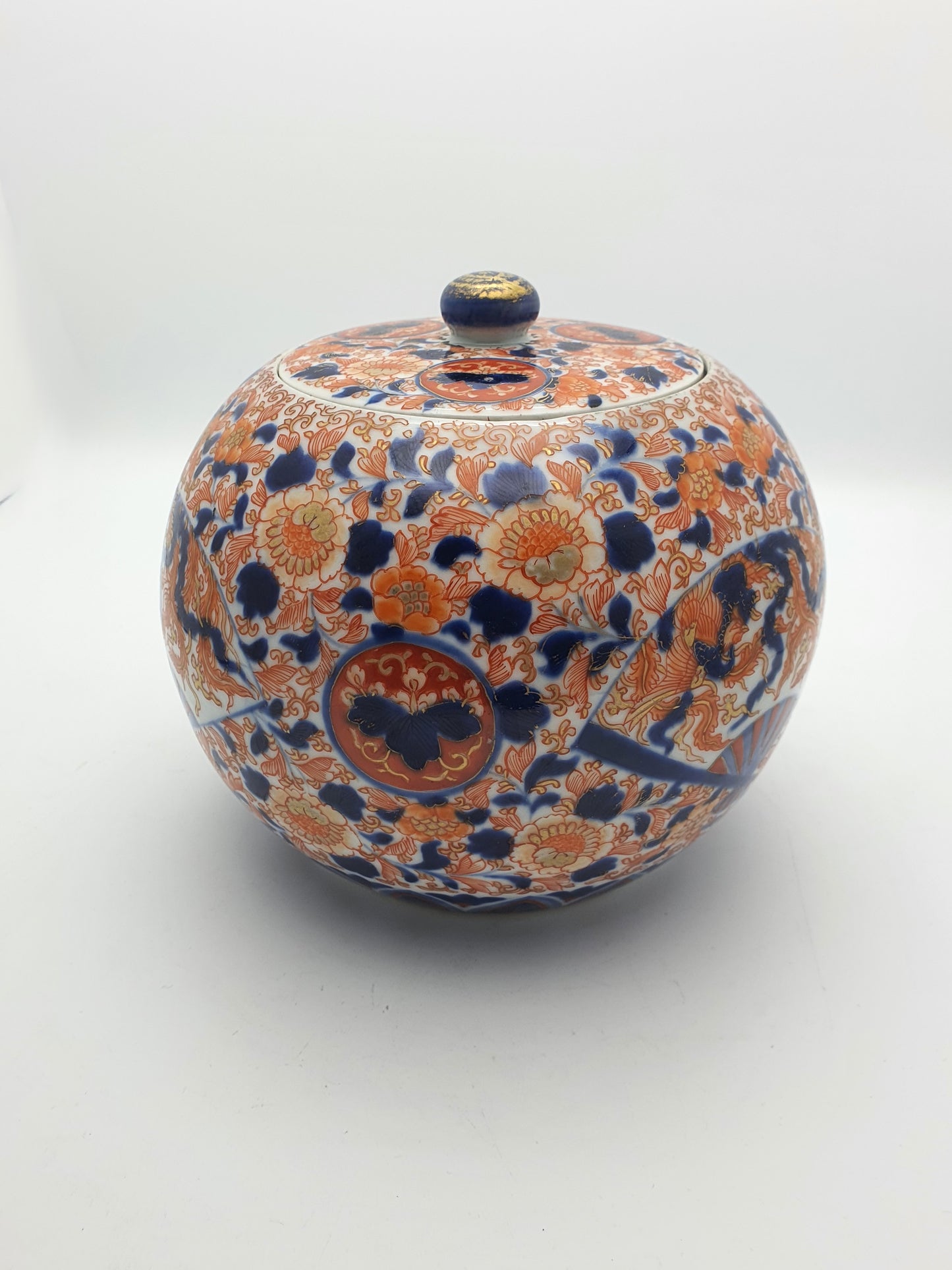 Splendid Large Imari Lidded Ginger Jar - circa 1880