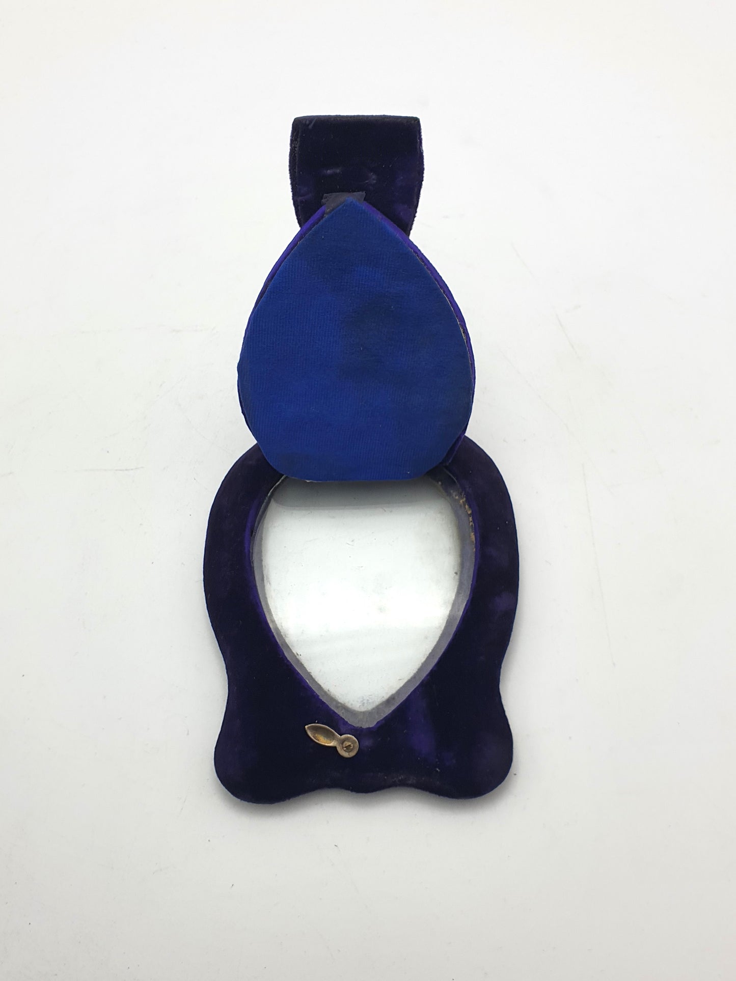 Lovely Edwardian Silver Heart Shaped Photo Frame - 1905