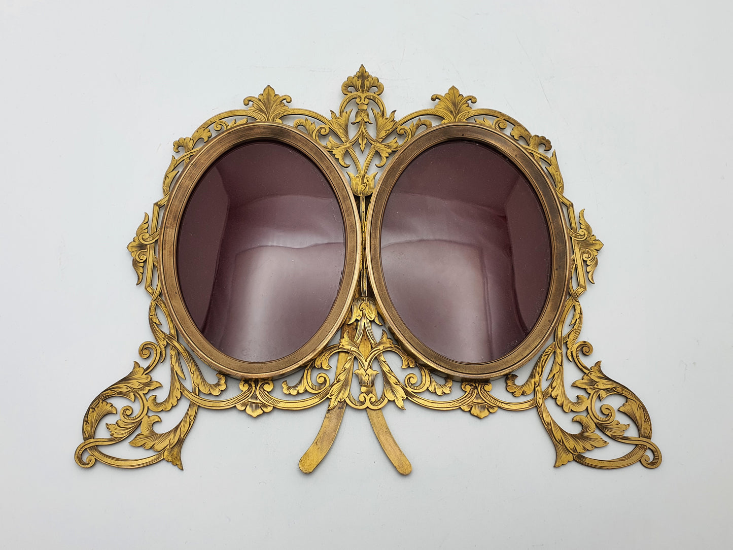 Splendid Victorian Gilded Brass Double Photo Frame - circa 1890