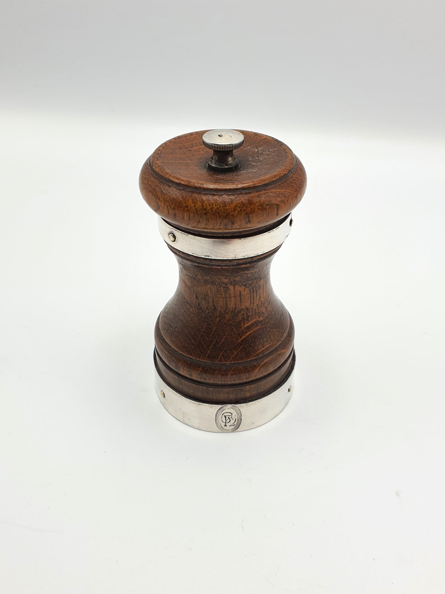 Lovely Elkington and Co Oak and Silver-Plated Pepper Mill – 1928