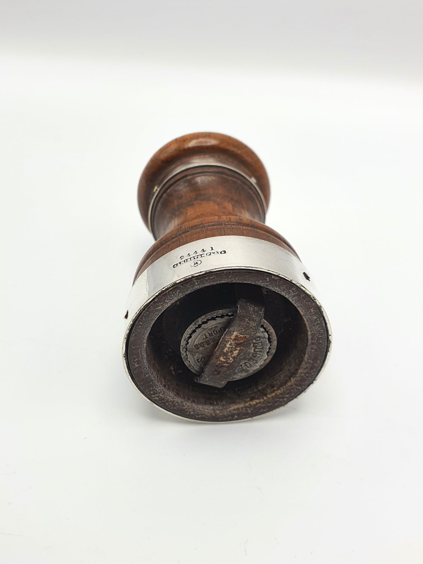 Lovely Elkington and Co Oak and Silver-Plated Pepper Mill – 1928