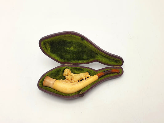 Nice Antique Carved Meerschaum Cheroot Holder with Hunting Dog Motif and Original Fitted Case – circa 1905
