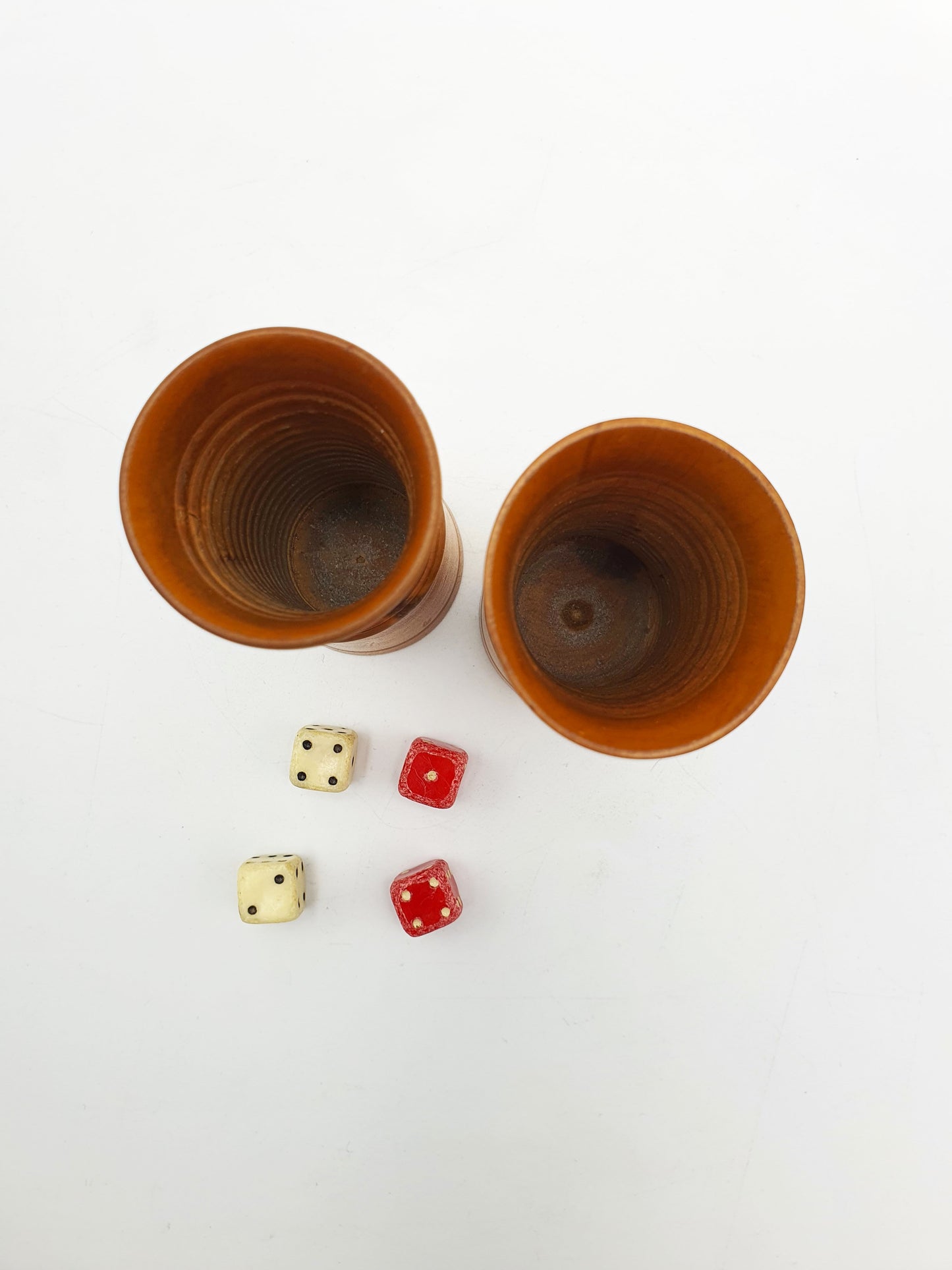 Nice Edwardian Boxwood Dice Shakers – circa 1905