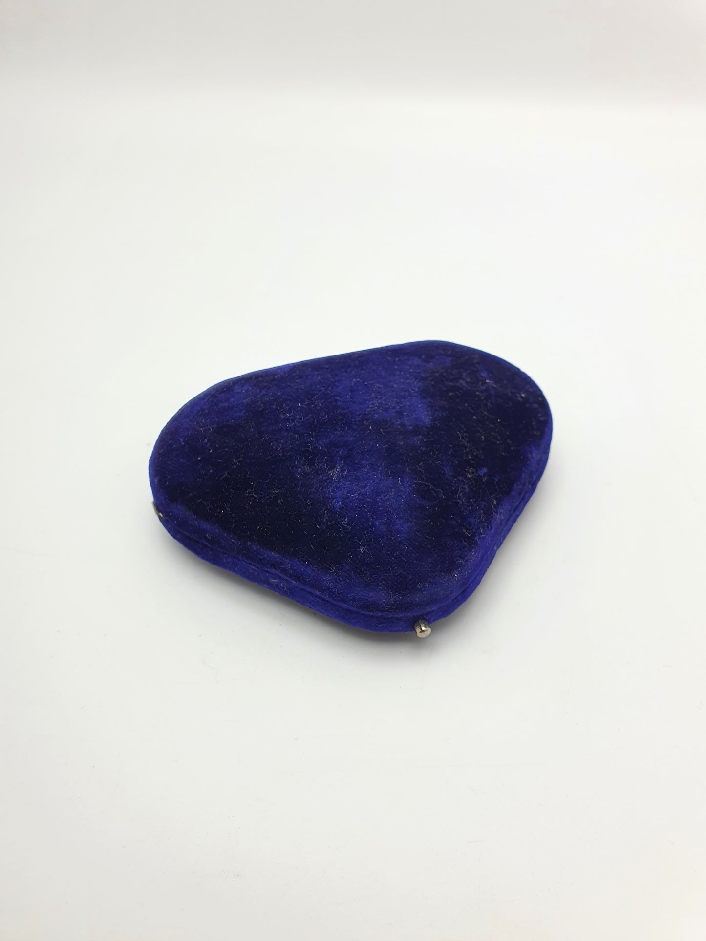 Pretty Antique Sterling Silver Sweetheart Locket Necklace – circa 1920