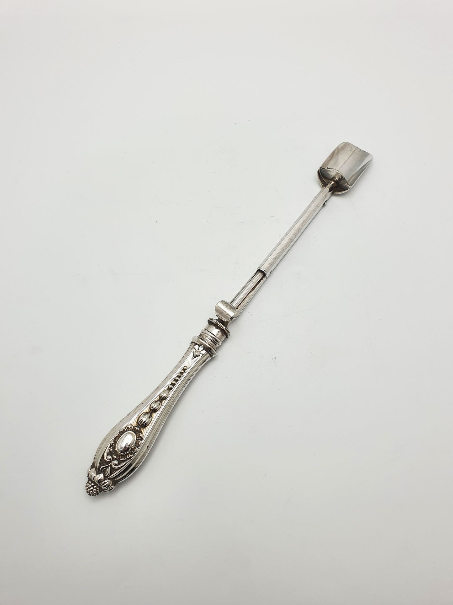 Rare Antique Victorian Elkington Spring Loaded Stilton Scoop – 1879