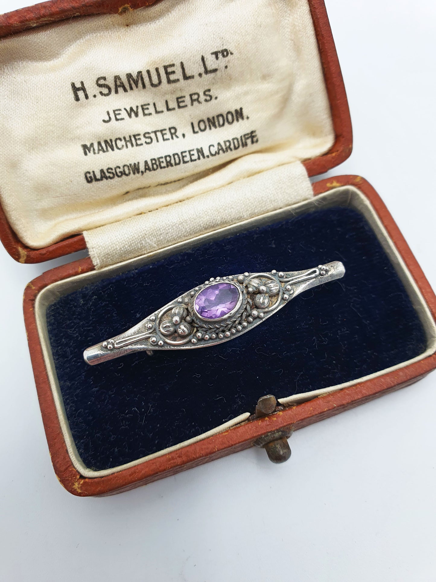 Lovely Antique Edwardian Silver and Purple Amethyst Bar Brooch – circa 1905