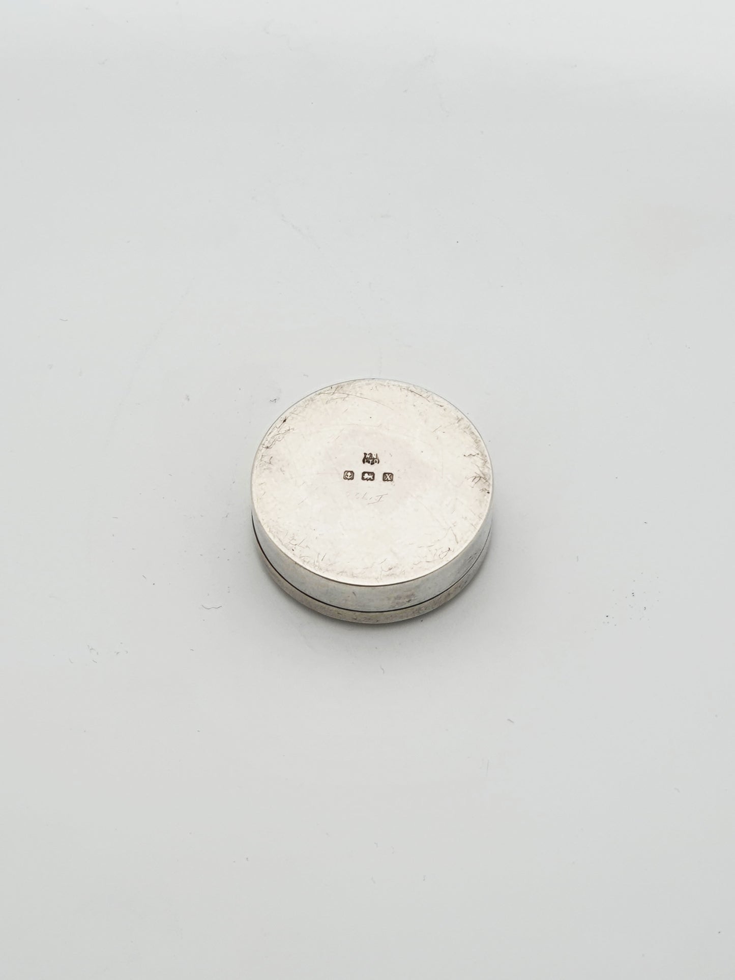 Lovely Antique Solid Silver Pill Box/Trinket Box with Gilt Interior - 1922