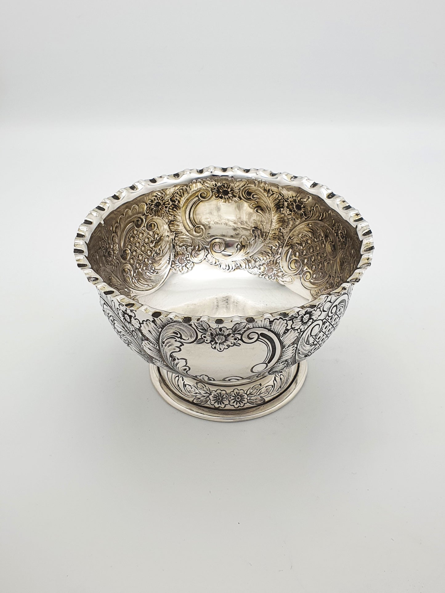 Gorgeous Antique Victorian Sterling Silver Bowl by Elkington & Co - 1900