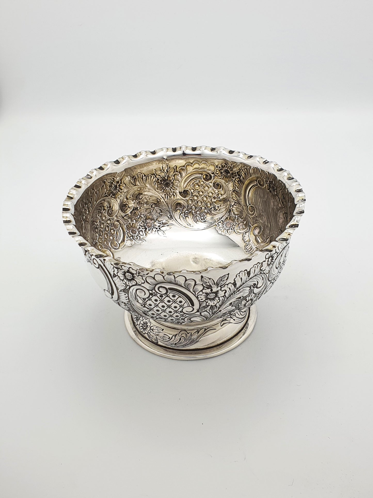 Gorgeous Antique Victorian Sterling Silver Bowl by Elkington & Co - 1900