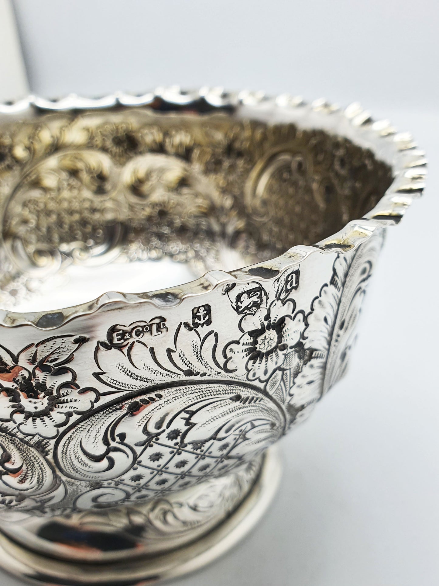 Gorgeous Antique Victorian Sterling Silver Bowl by Elkington & Co - 1900