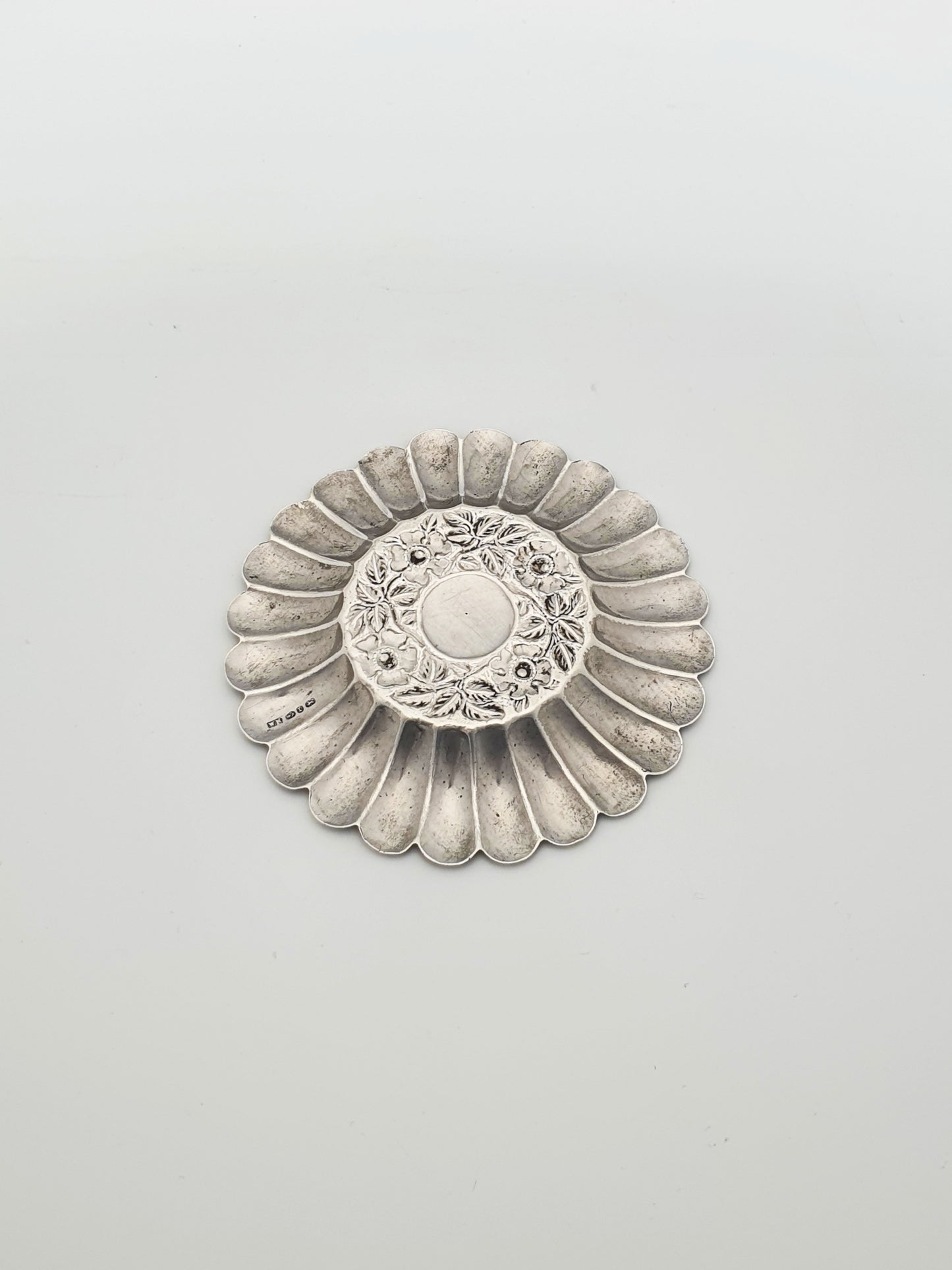 Pretty Antique Victorian Solid Silver Floral Dish - 1897