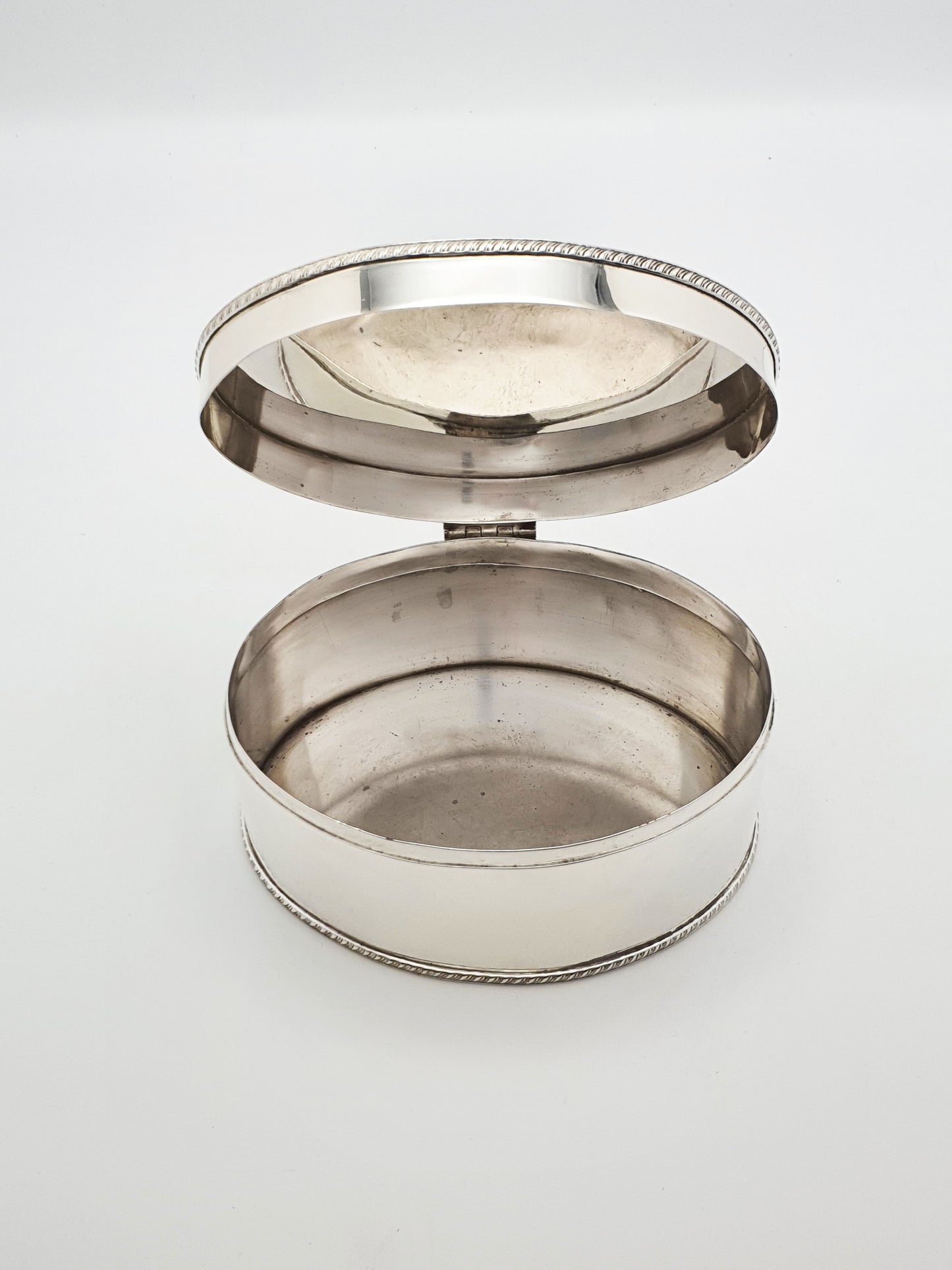 Antique Edwardian cookie/biscuit box - English - Circa 1905