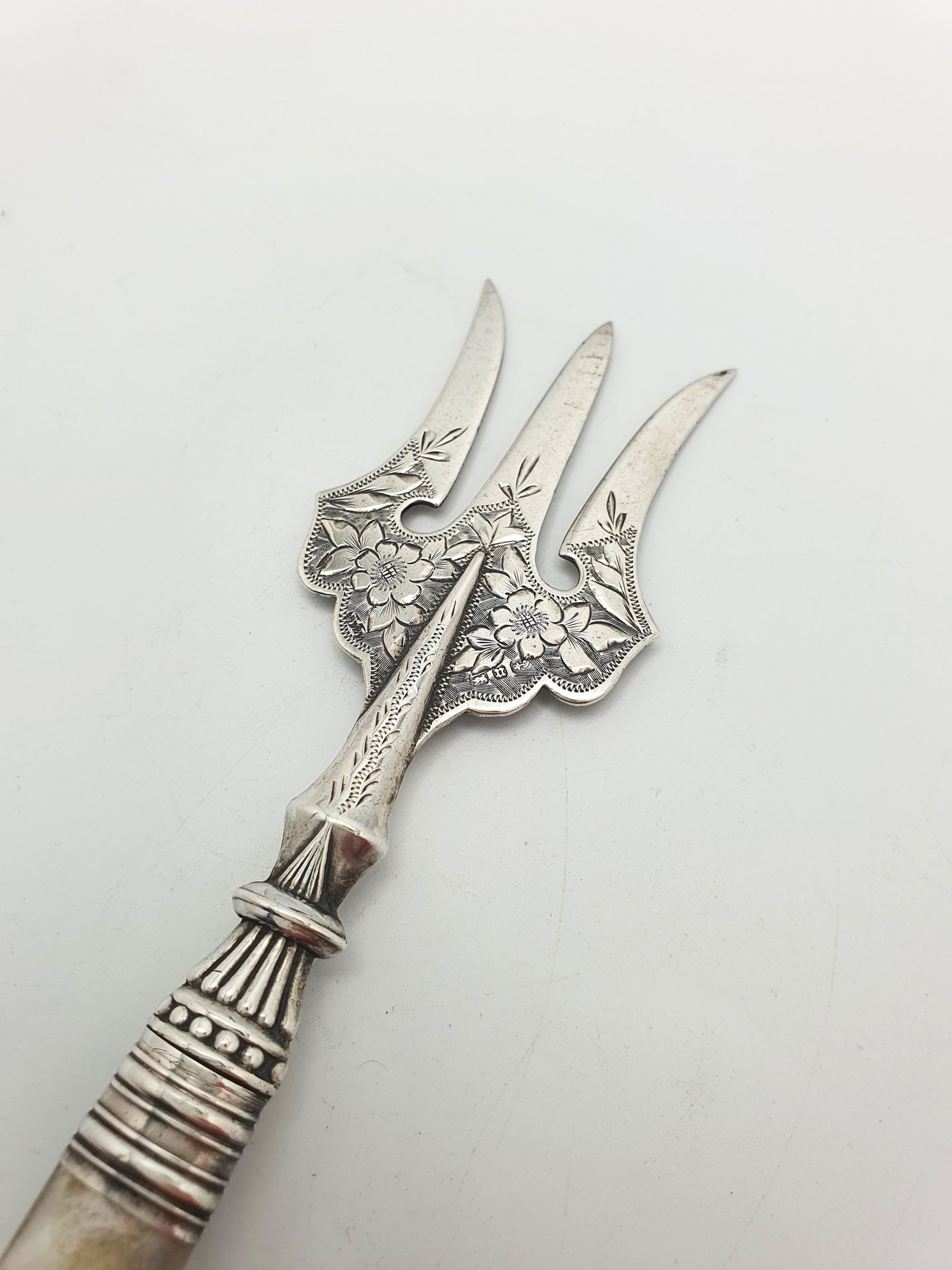 Lovely Antique Victorian Silver & Mother-of-Pearl Serving Fork – 1894