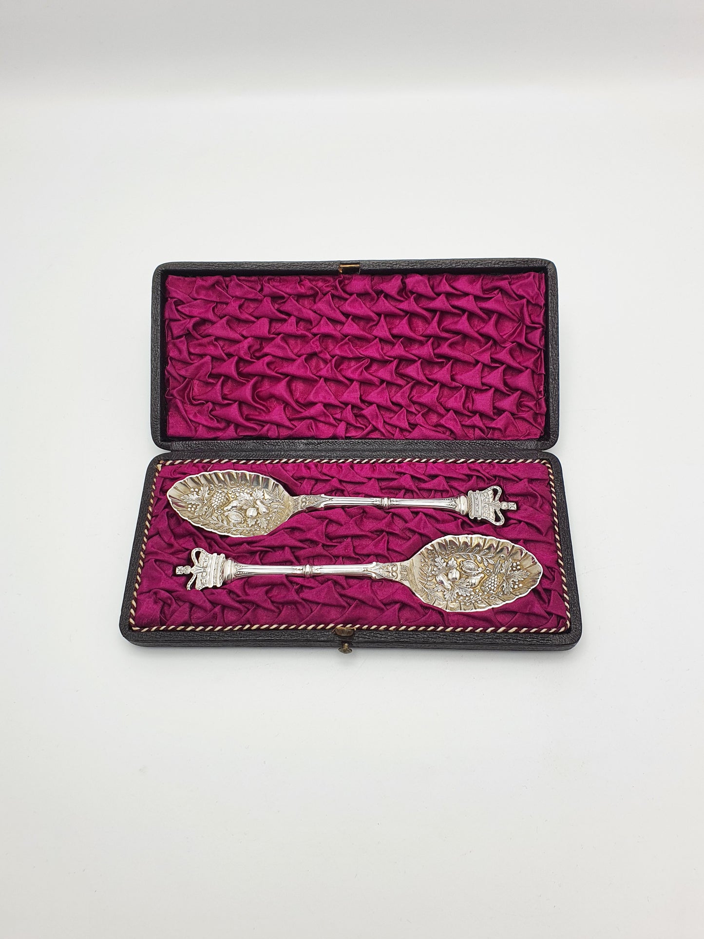 Lovely Pair of Antique Victorian Silver-Plate Diamond Jubilee Berry Spoons - 1897
