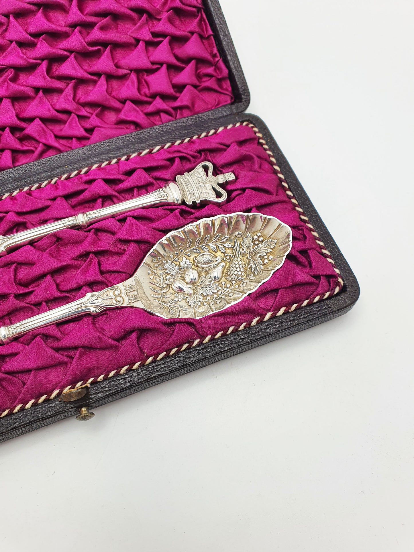 Lovely Pair of Antique Victorian Silver-Plate Diamond Jubilee Berry Spoons - 1897