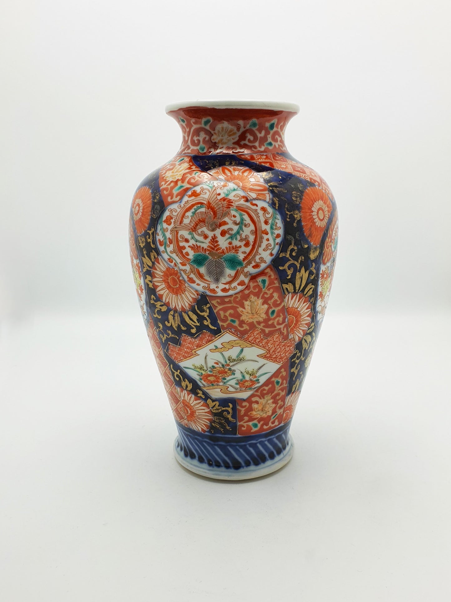 Beautiful Antique Japanese Imari Vase with Floral & Phoenix Design – circa 1900