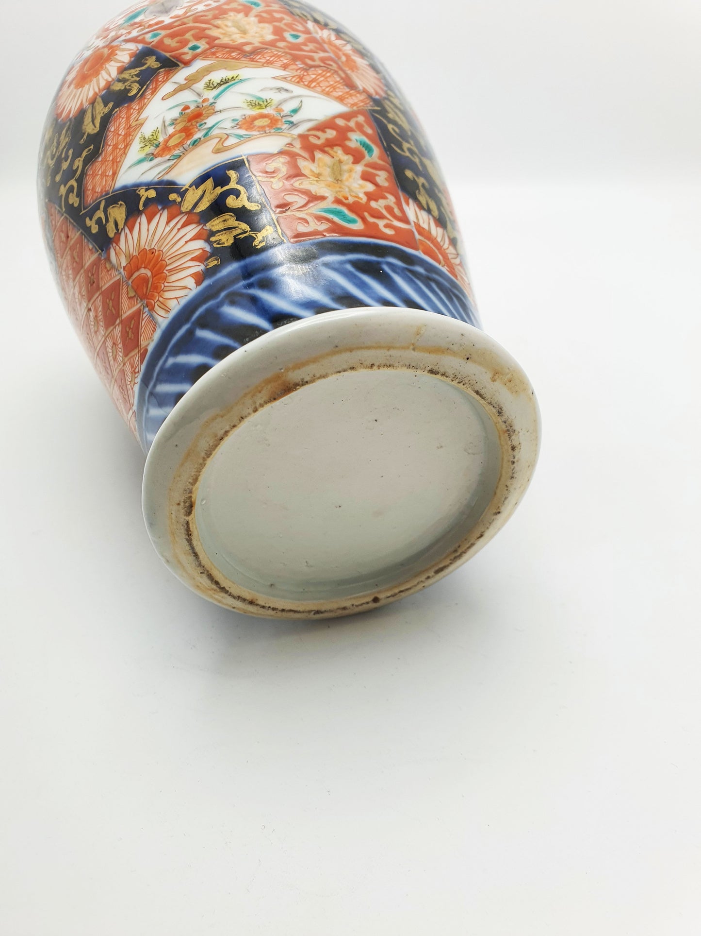 Beautiful Antique Japanese Imari Vase with Floral & Phoenix Design – circa 1900