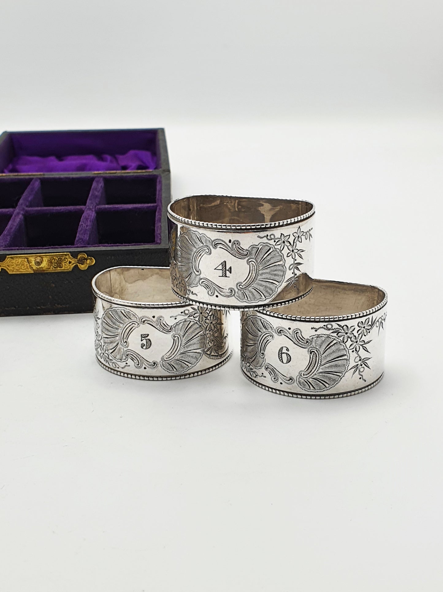 Boxed Set of 6 Antique Victorian Silver-Plated Numbered Napkin Rings – circa 1890