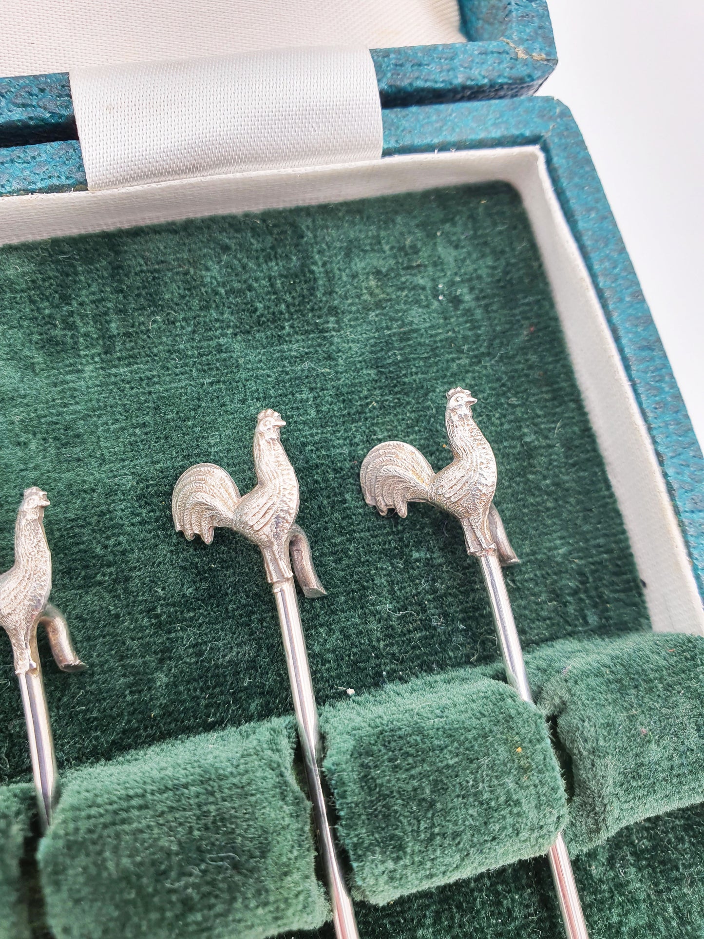 Nice Set of 6 Art Deco Sterling Silver Cocktail Sticks featuring Cockerel Finials – 1929