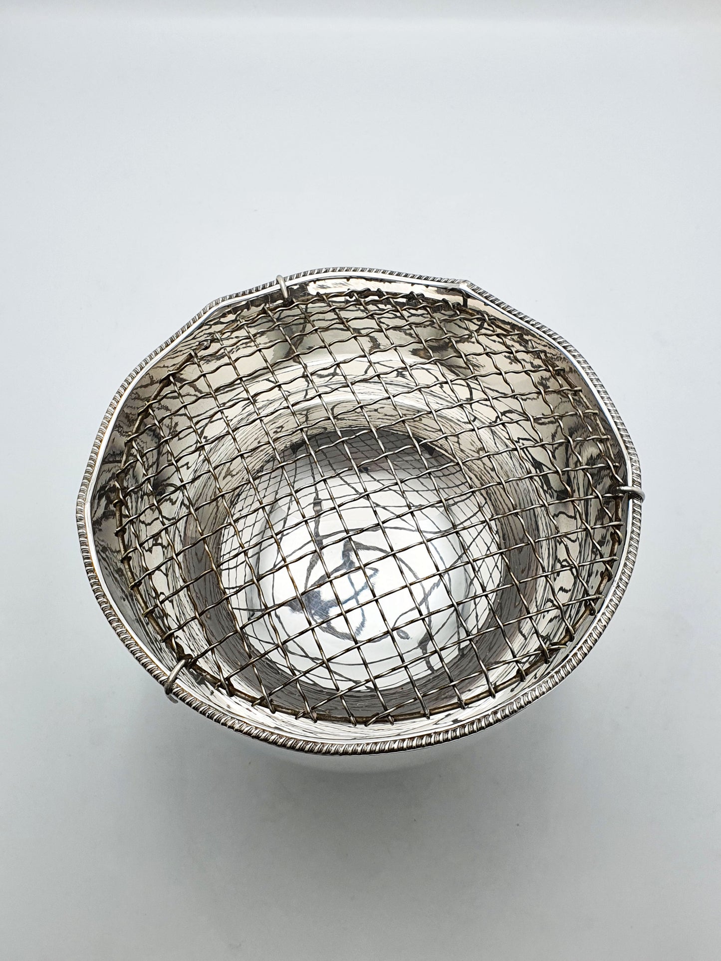 Gorgeous Silver-Plated Rose Bowl with Lion Mask Handles – circa 1960