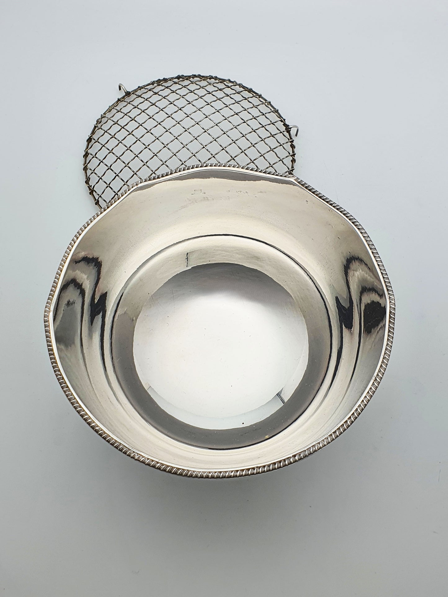 Gorgeous Silver-Plated Rose Bowl with Lion Mask Handles – circa 1960