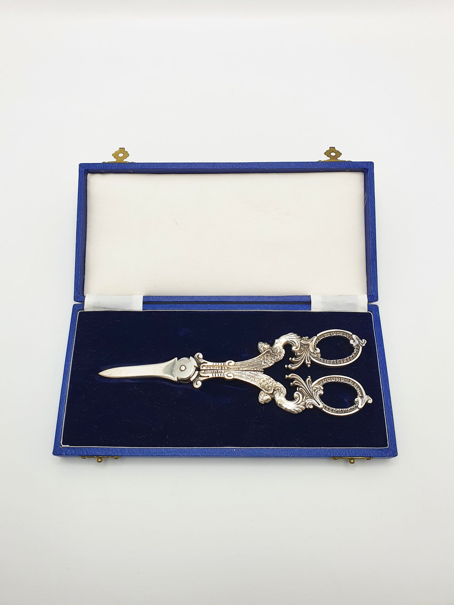 Ornate Antique Edwardian Silver-Plated Grape Scissors with Cherub Motifs – circa 1905