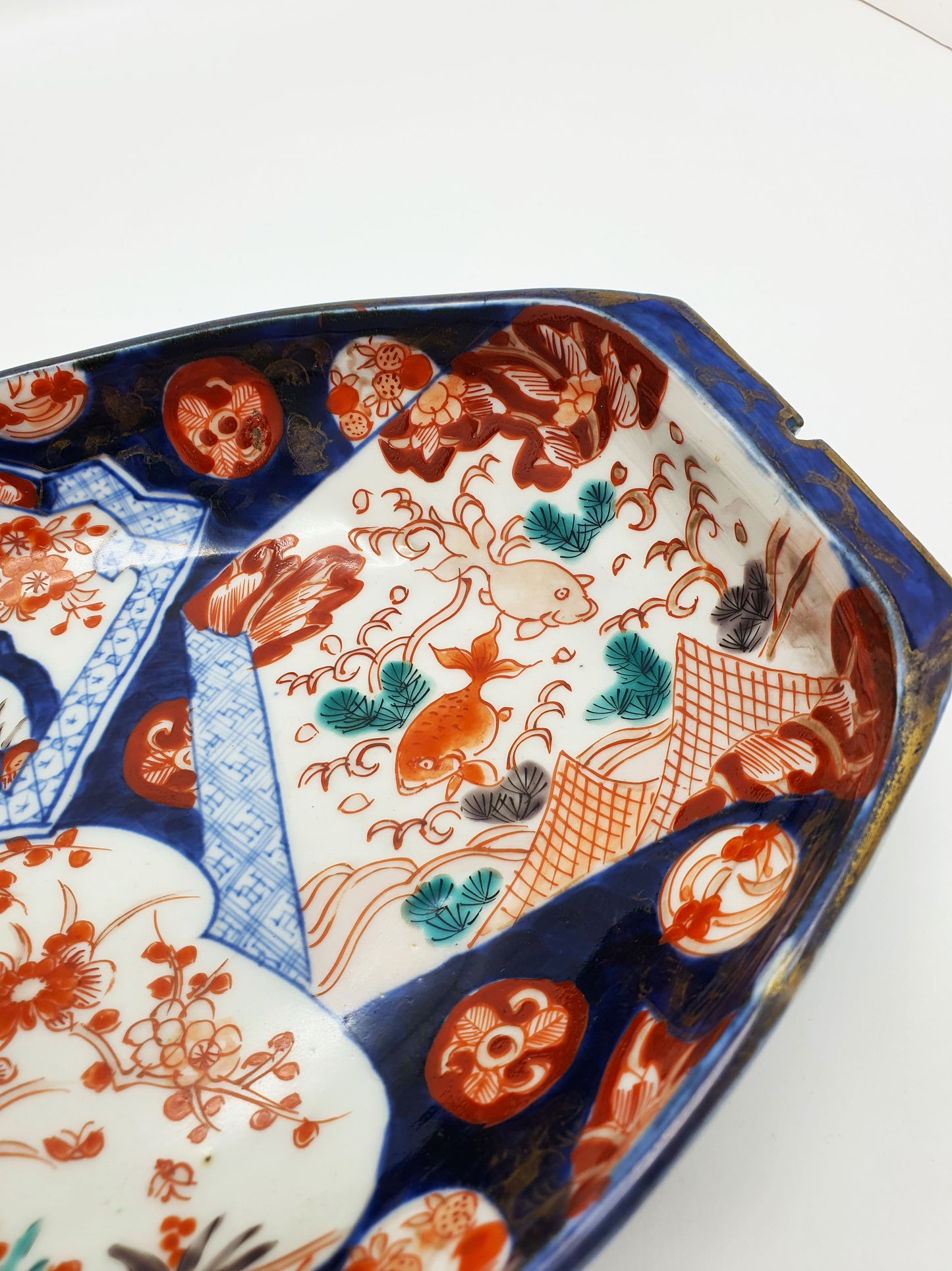 Lovely Antique Japanese Imari Porcelain Boat-Shaped Dish – circa 1900