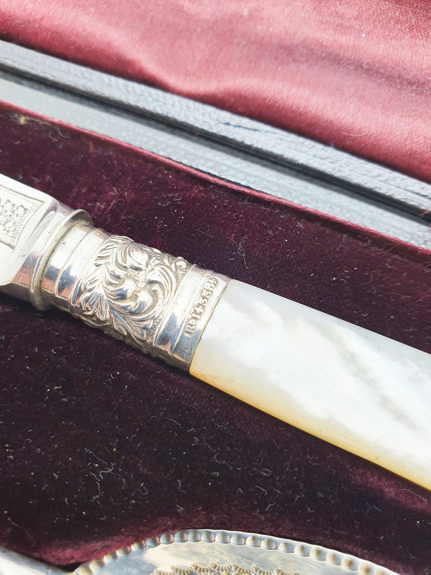 Antique Hamilton & Inches Edinburgh Silver-Plated and Mother-of-Pearl Dessert Set – circa 1890