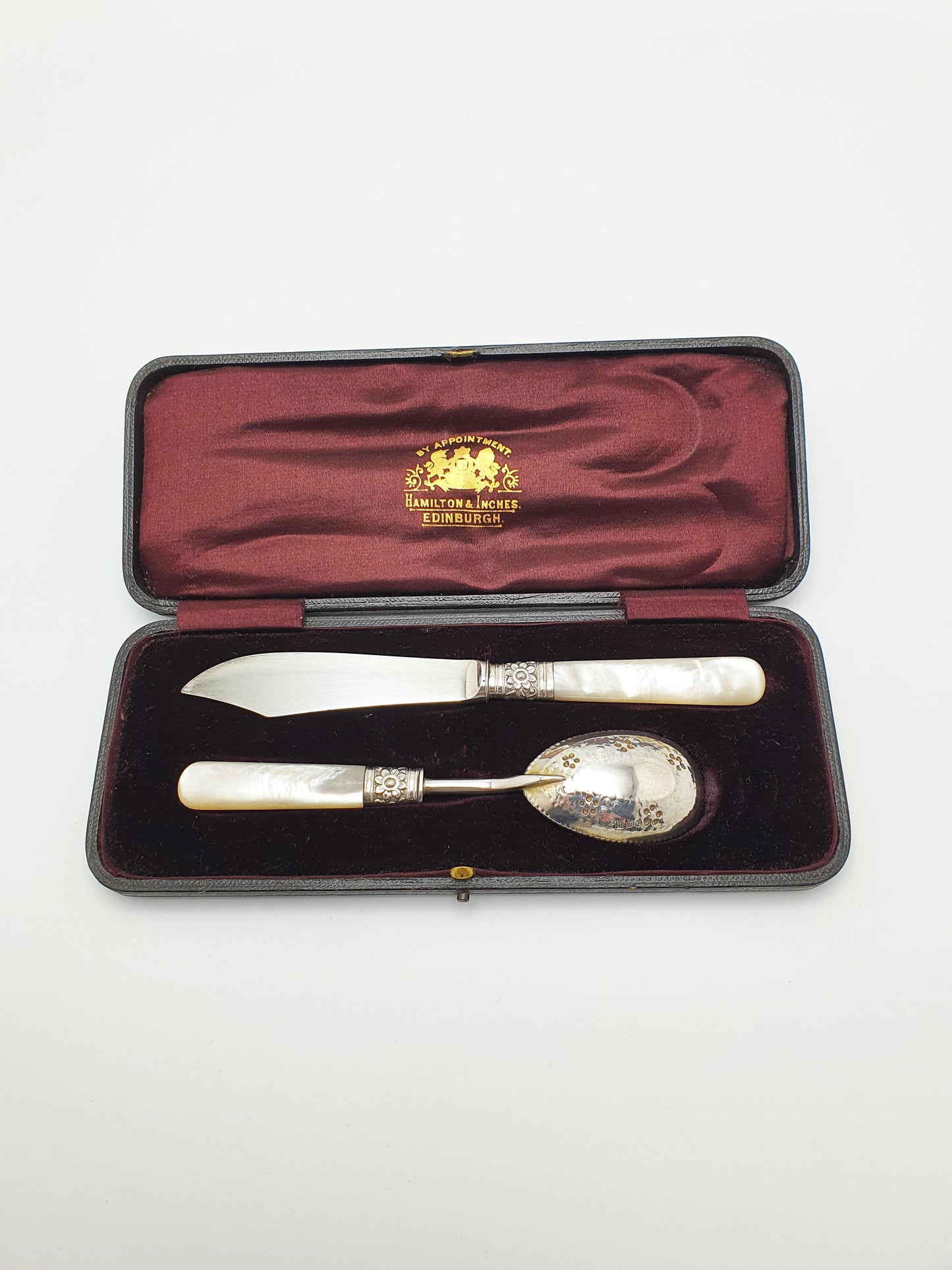 Antique Hamilton & Inches Edinburgh Silver-Plated and Mother-of-Pearl Dessert Set – circa 1890