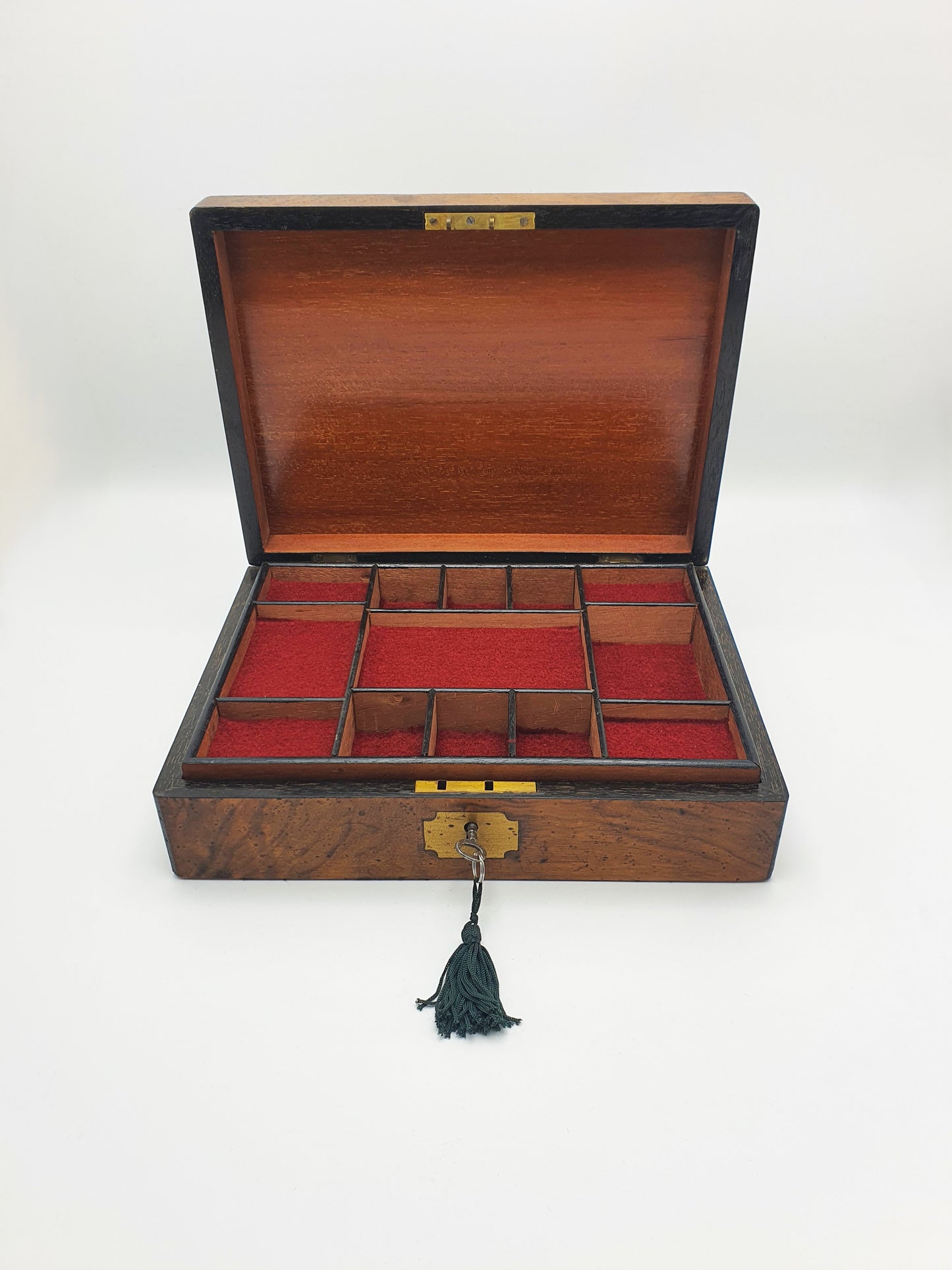 Fantastic Antique Victorian Burr Walnut Jewellery or Collectors Box – circa 1890