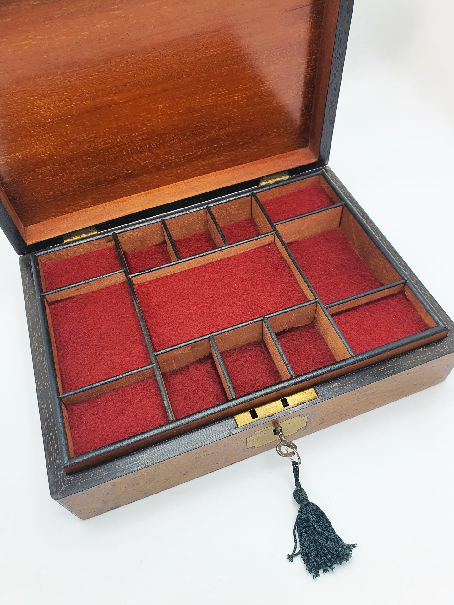 Fantastic Antique Victorian Burr Walnut Jewellery or Collectors Box – circa 1890