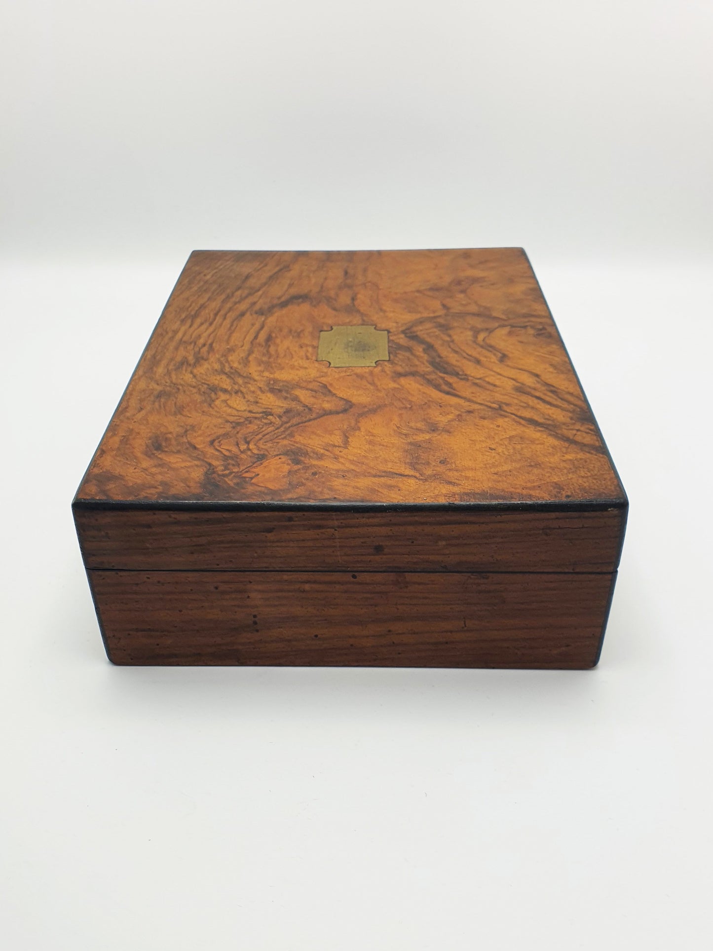 Fantastic Antique Victorian Burr Walnut Jewellery or Collectors Box – circa 1890