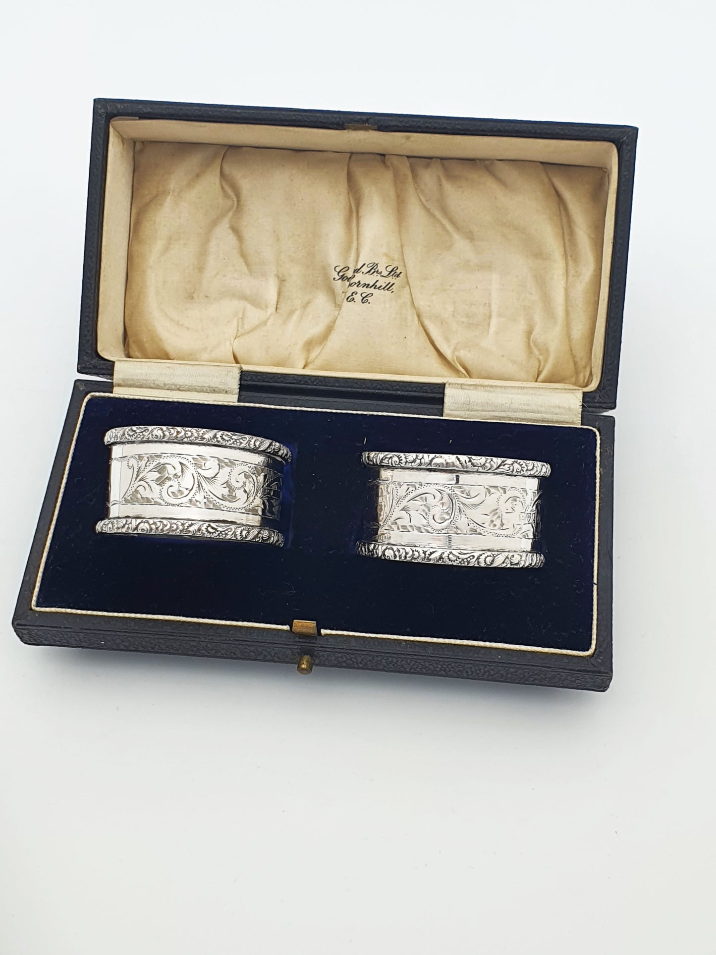 Lovely Pair of Edwardian Sterling Silver Napkin Rings in Fitted Case - 1906
