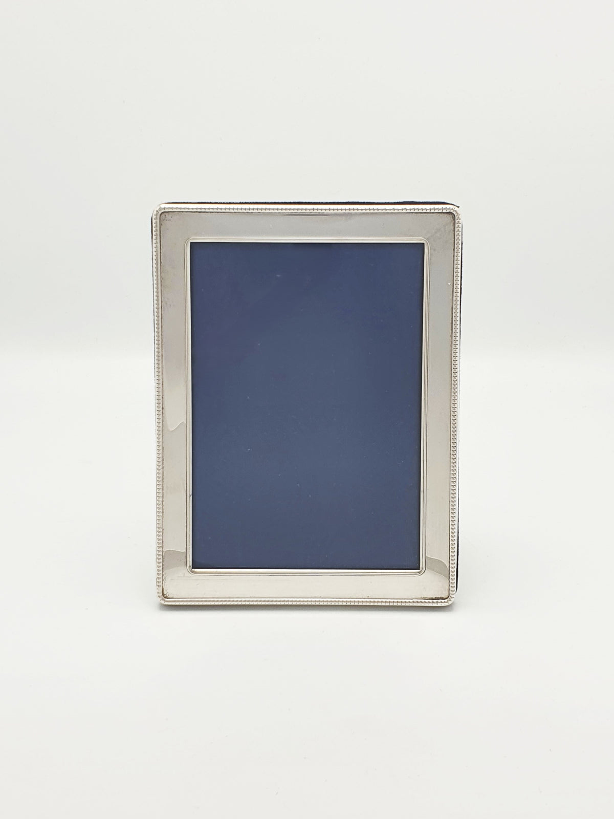 Elizabeth II Sterling Silver Photo Frame With Beaded Border – London, 1994