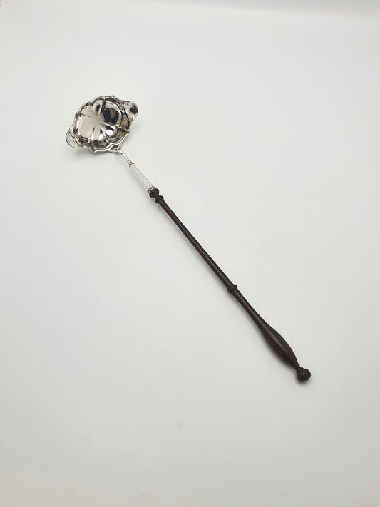 Beautiful Elizabeth II Sterling Silver Shell Bowl Ladle – London 1973